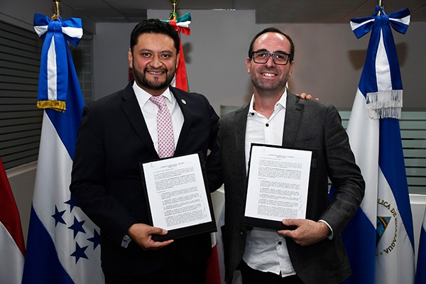La Red TAL firmó un acuerdo de cooperación con el Instituto Latinoamericano de la Comunicación Educativa (ILCE)